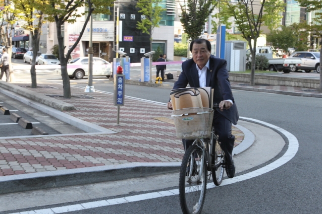 포항시의회도 ‘승용차 없는 날’에 적극 동참